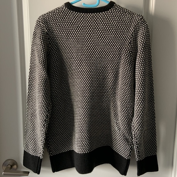 Forever 21 men sweater - Picture 4 of 5